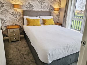 WINCHESTER LODGE- click for photo gallery